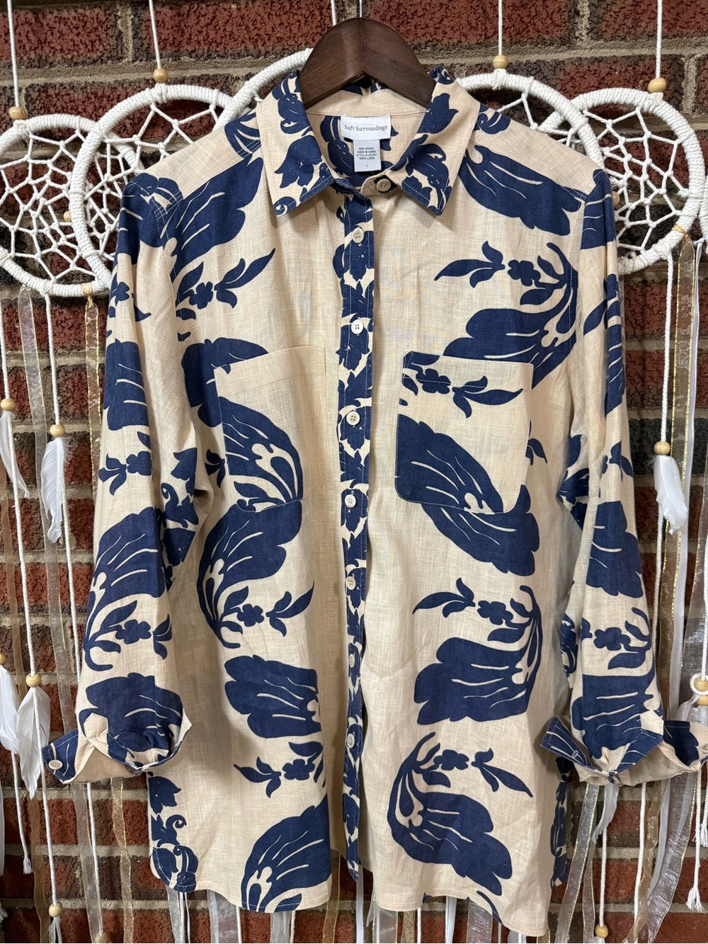 Soft Surroundings Women's Beige Shirt with Navy Floral Print L 100% Linen